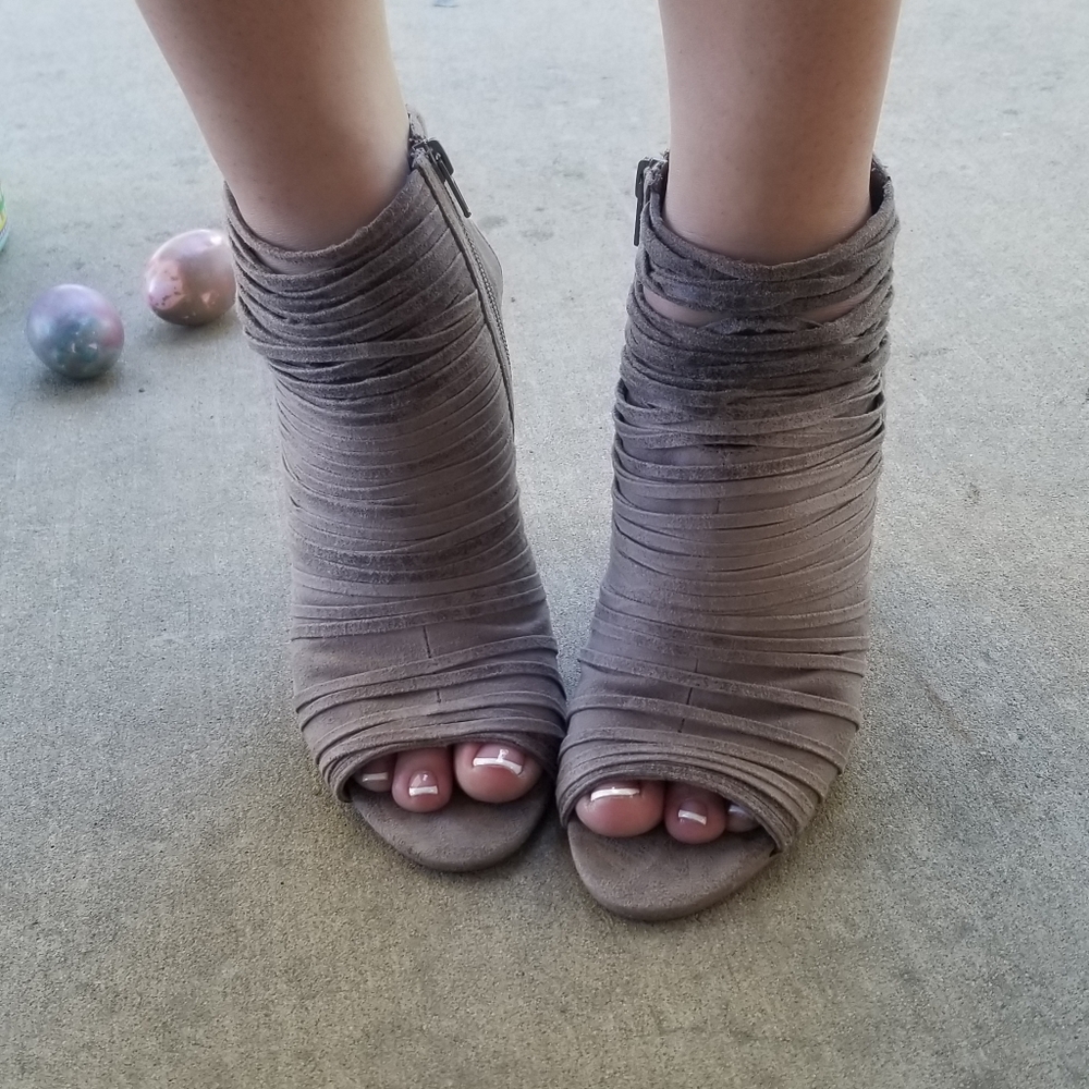 Carlos Santana Peep Toe Strappy Bootie Sandals